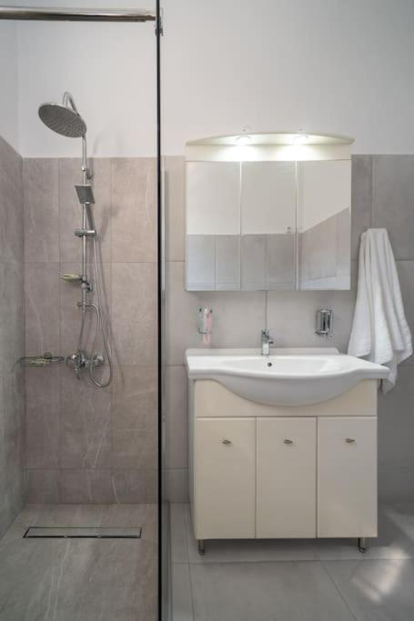Vasilakis Apartment Sami  Luaran gambar